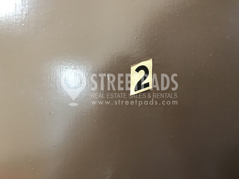 24 Fairbanks St, Washington Square