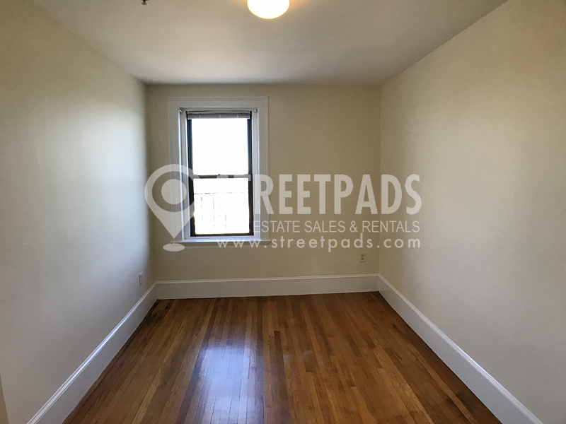 Photos of apartment on Massachusetts Ave.,Cambridge MA 02139