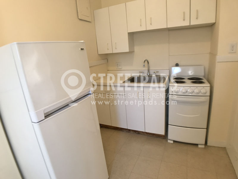 504 Beacon St, Fenway