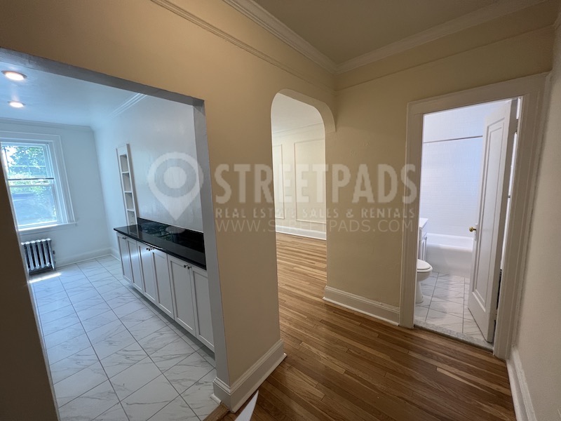 100 Kilsyth Rd, Brighton