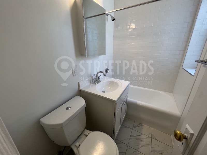 100 Kilsyth Rd, Brighton