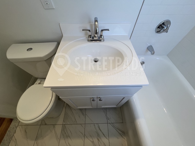 100 Kilsyth Rd, Brighton