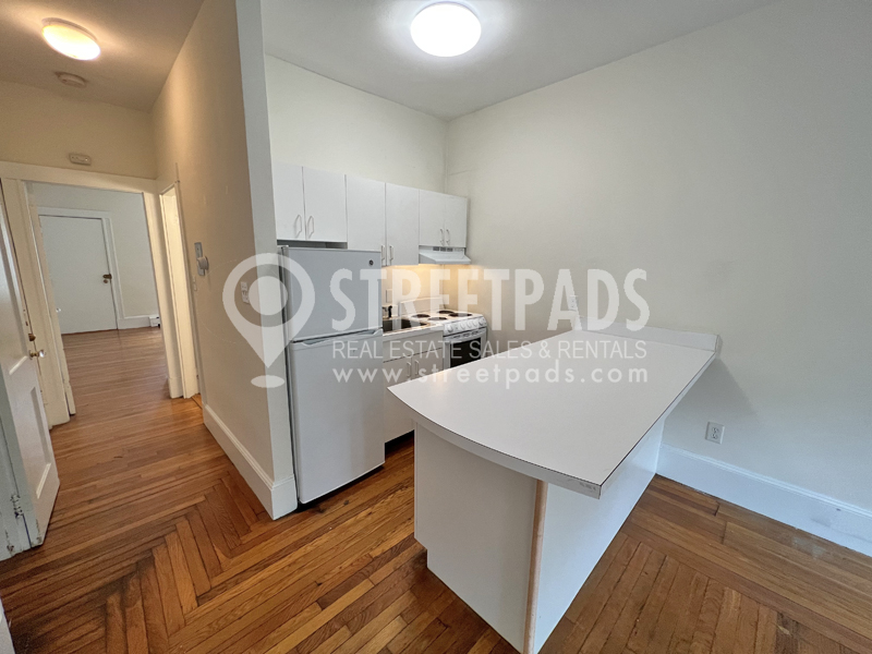 Photos of apartment on Naples,Brookline MA 02446