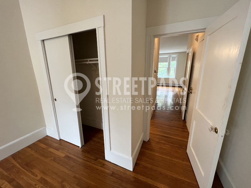 Photos of apartment on Fairbanks St.,Brookline MA 02446
