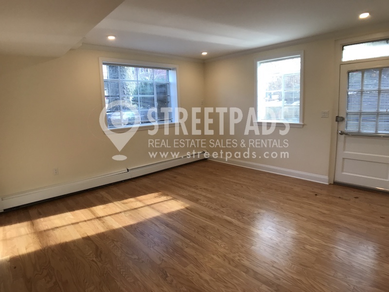 84 Saint Paul St, Coolidge Corner