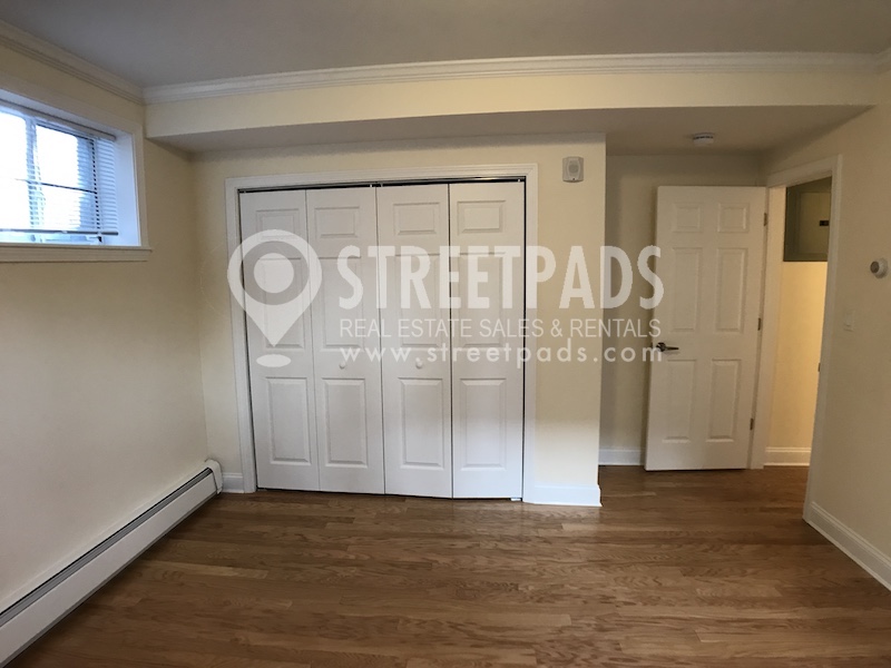 84 Saint Paul St, Coolidge Corner