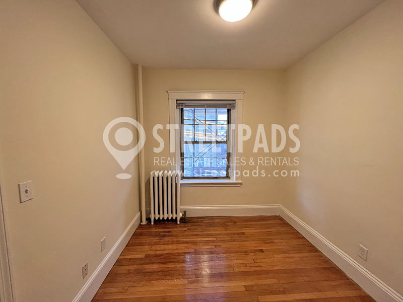 1315 Commonwealth Ave, Allston