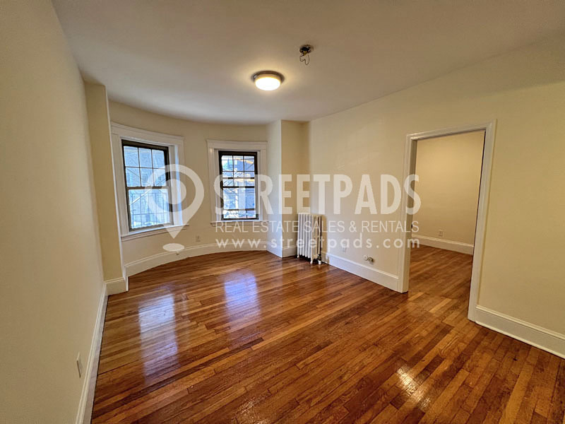 1315 Commonwealth Ave, Allston