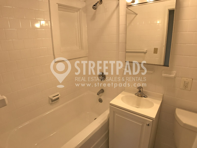 1223 Beacon St, Coolidge Corner