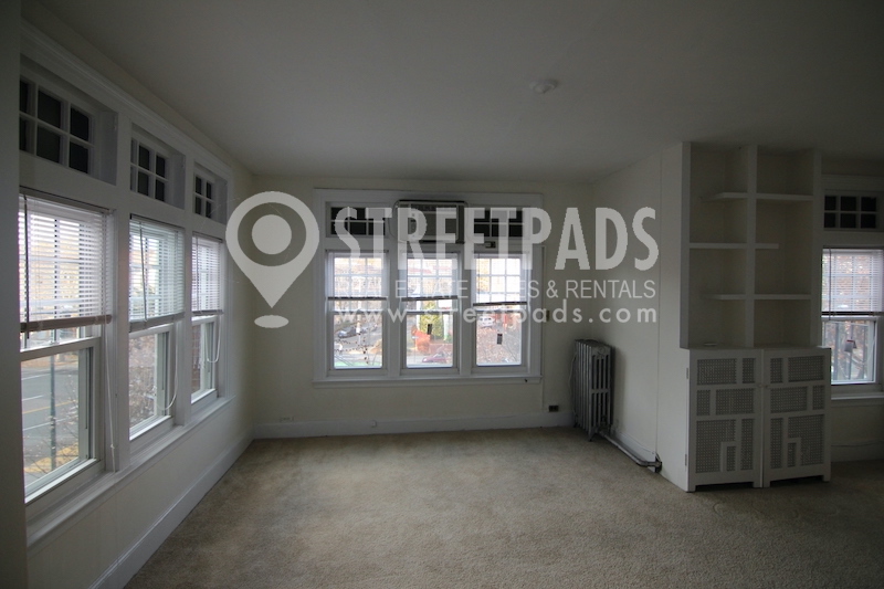 1223 Beacon St, Coolidge Corner