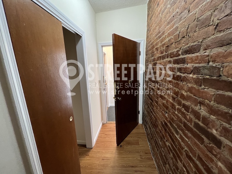 66 Huntington Ave, Jamaica Plain