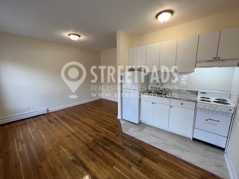 172 North Beacon St, Allston