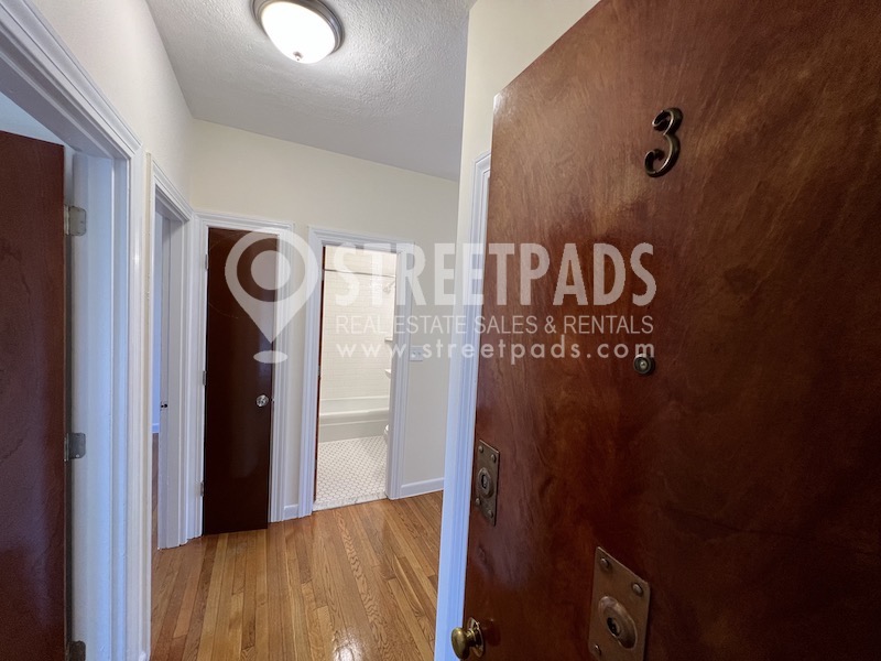 172 North Beacon St, Allston