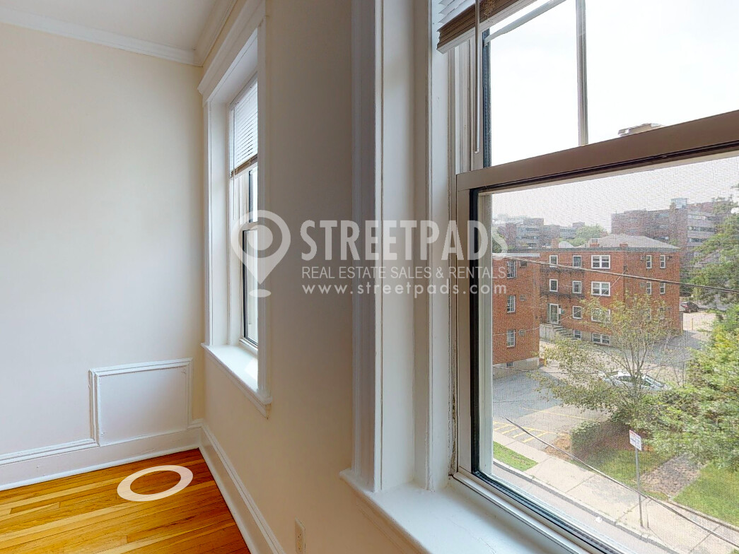 21 Wendell St, Harvard Square