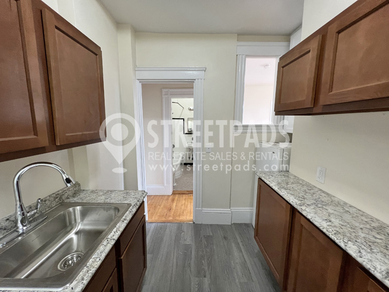 Photos of apartment on Ware St.,Cambridge MA 02138