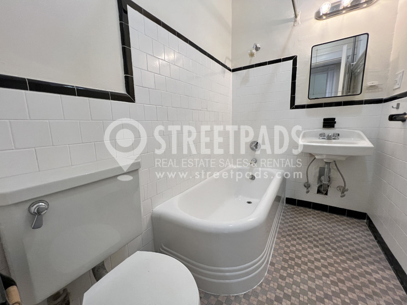 Photos of apartment on Ware St.,Cambridge MA 02138