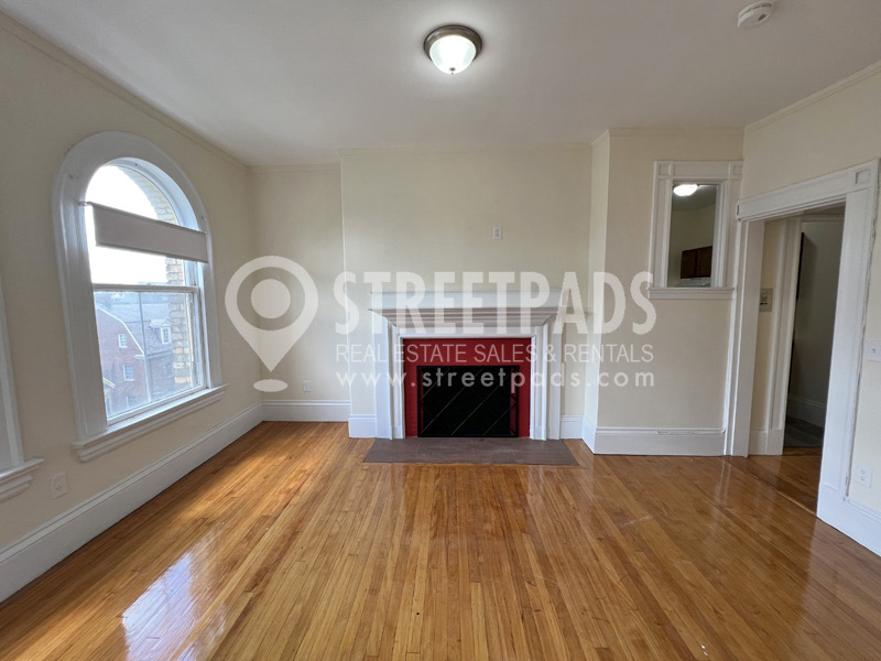 Photos of apartment on Ware St.,Cambridge MA 02138