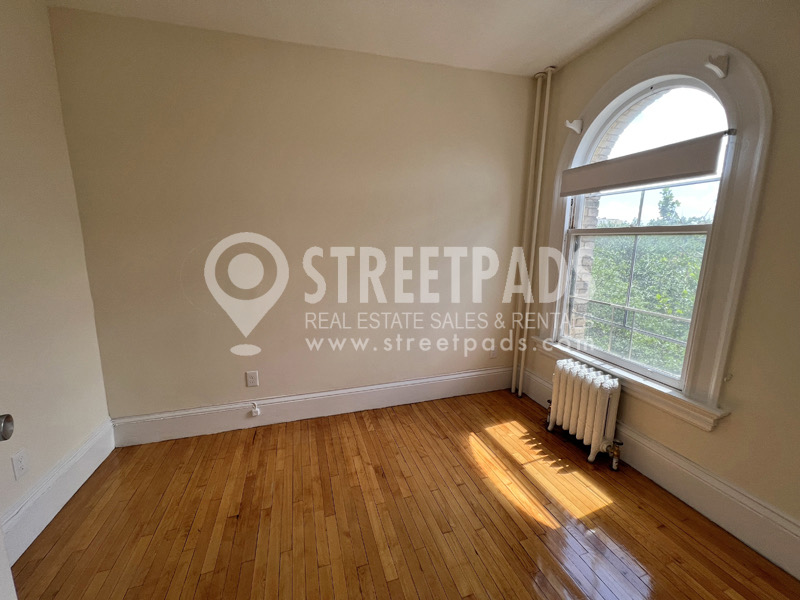 Photos of apartment on Ware St.,Cambridge MA 02138