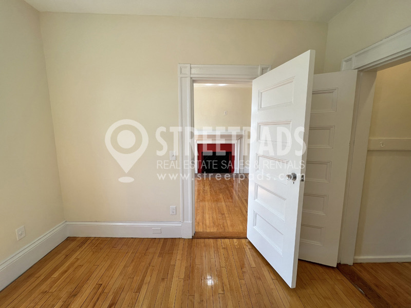 Photos of apartment on Ware St.,Cambridge MA 02138