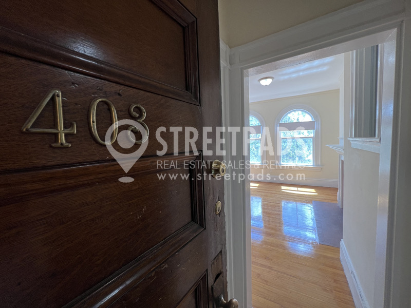 Photos of apartment on Ware St.,Cambridge MA 02138