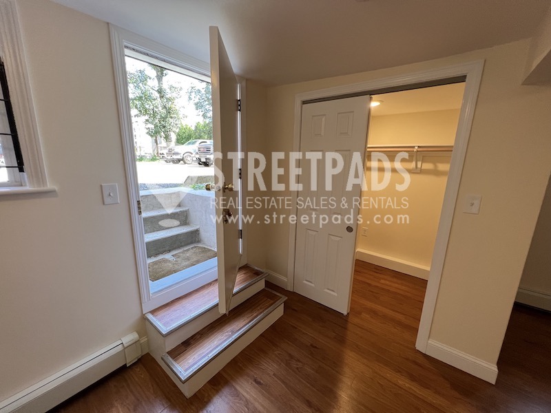 381 Harvard St, Harvard Square