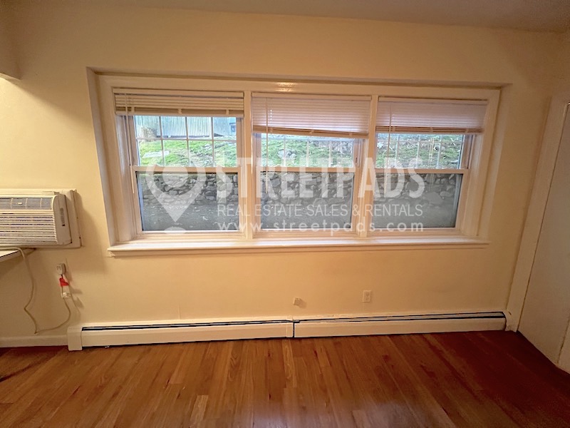 2018 Commonwealth Ave, Brighton