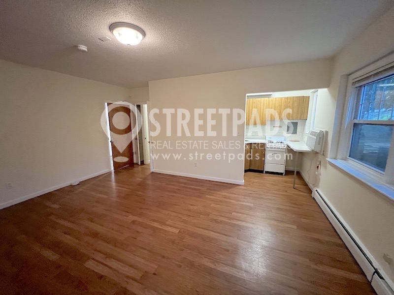 2018 Commonwealth Ave, Brighton