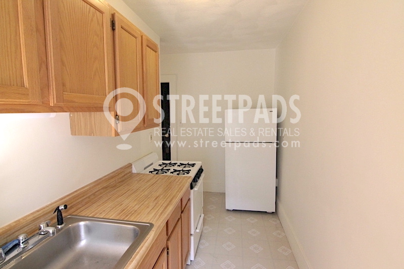 Photos of apartment on Summer St.,Somerville MA 02143