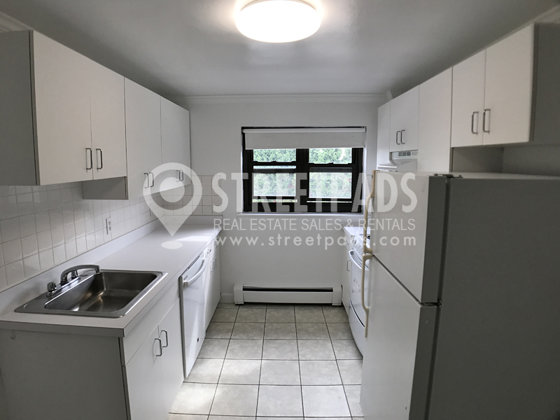 44 Harvard Ave, Coolidge Corner