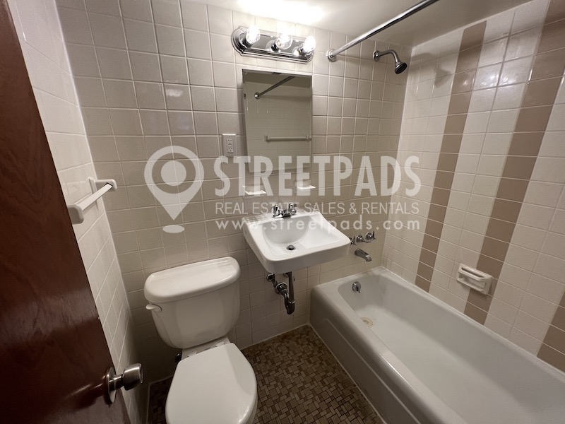 168 Beacon St, Brighton