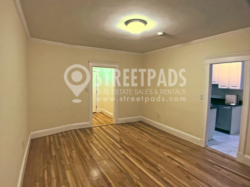 Photos of apartment on Chauncy St.,Cambridge MA 02387