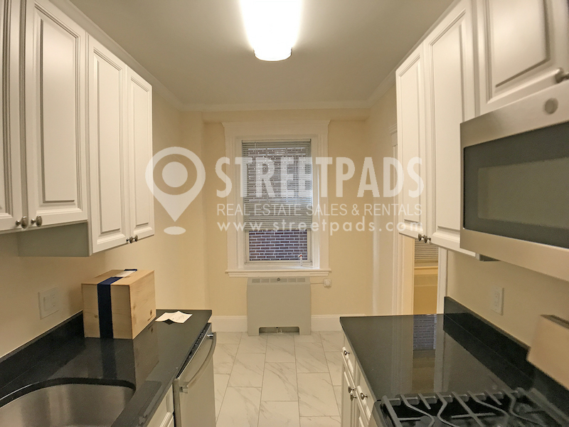 Photos of apartment on Chauncy St.,Cambridge MA 02387