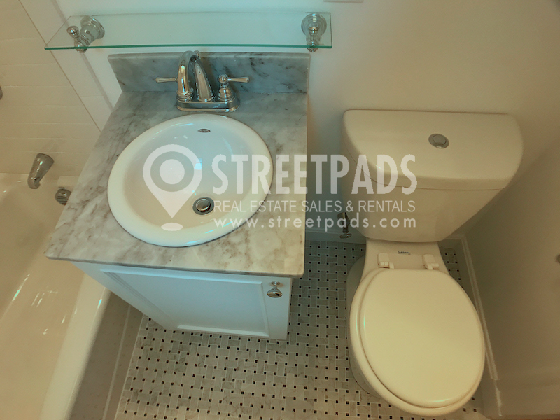 Photos of apartment on Chauncy St.,Cambridge MA 02387