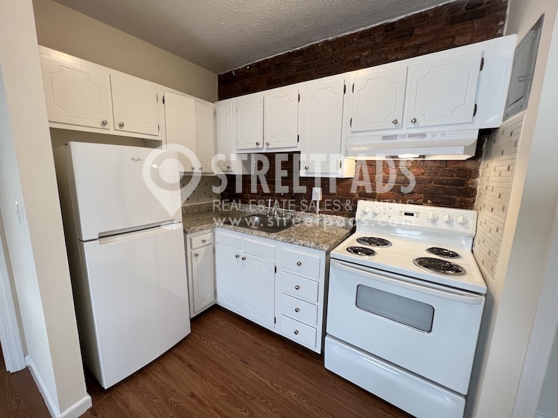 70 Huntington Ave, Jamaica Plain