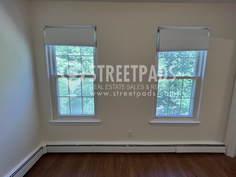 70 Huntington Ave, Jamaica Plain