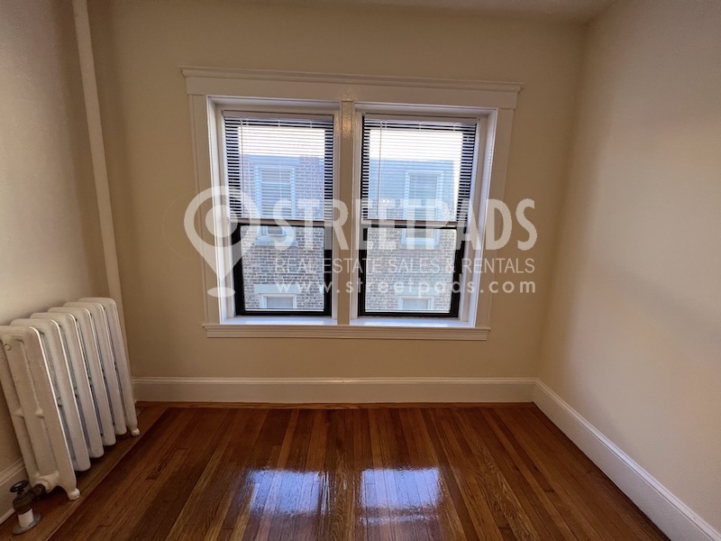 1315 Commonwealth Ave, Allston