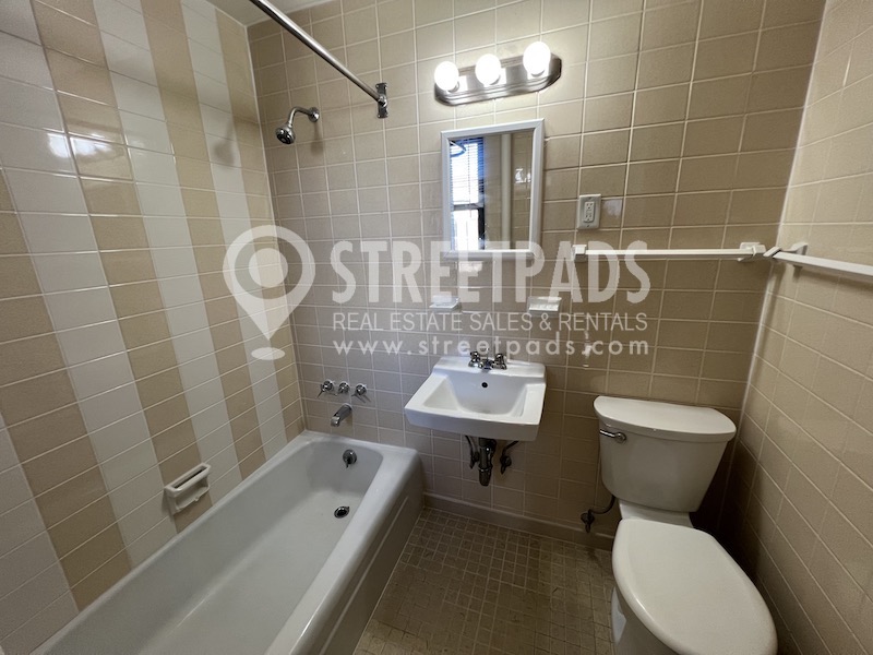 1315 Commonwealth Ave, Allston