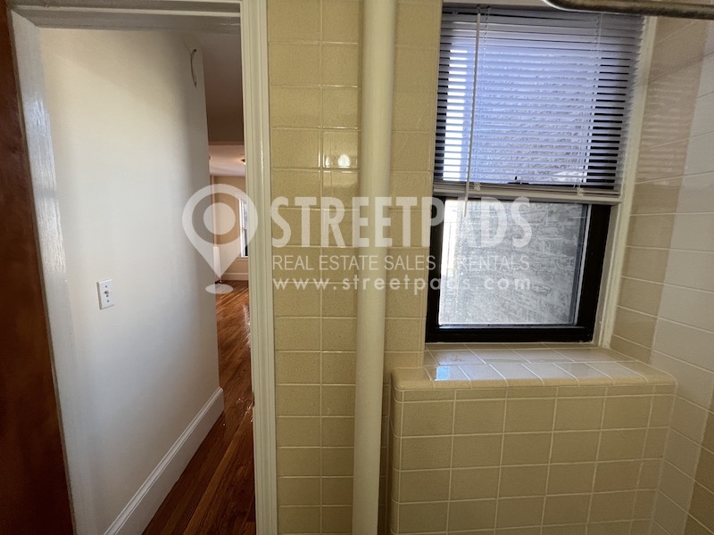 1315 Commonwealth Ave, Allston