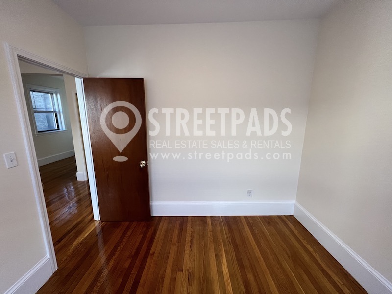 1315 Commonwealth Ave, Allston