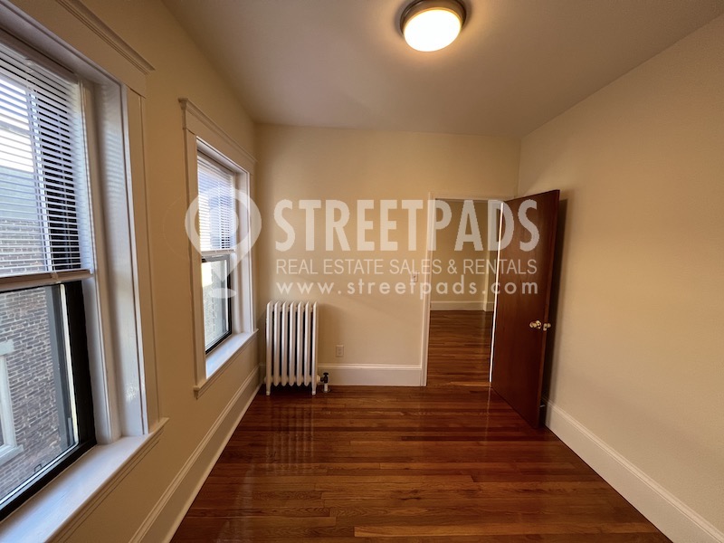 1315 Commonwealth Ave, Allston