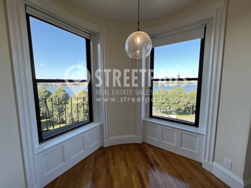 Photos of apartment on Beacon St.,Boston MA 02115
