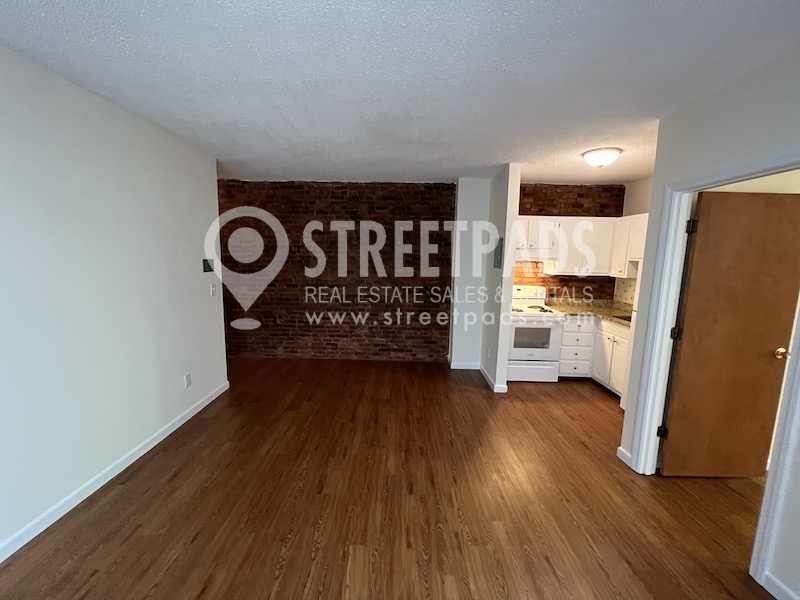 66 South St, Jamaica Plain