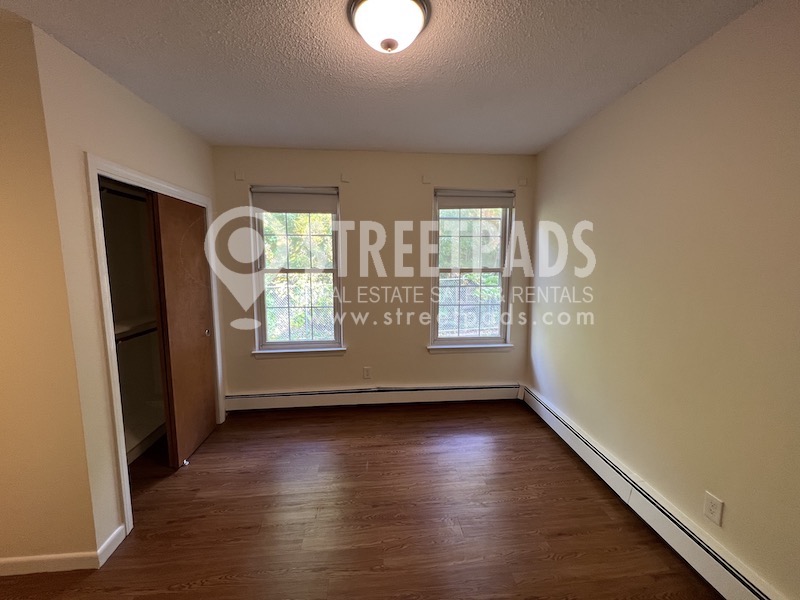 66 South St, Jamaica Plain