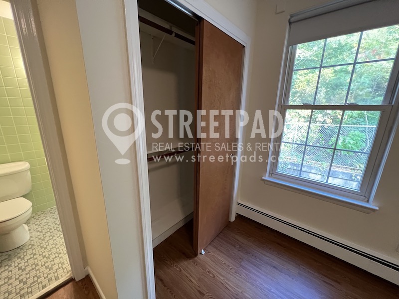 66 South St, Jamaica Plain