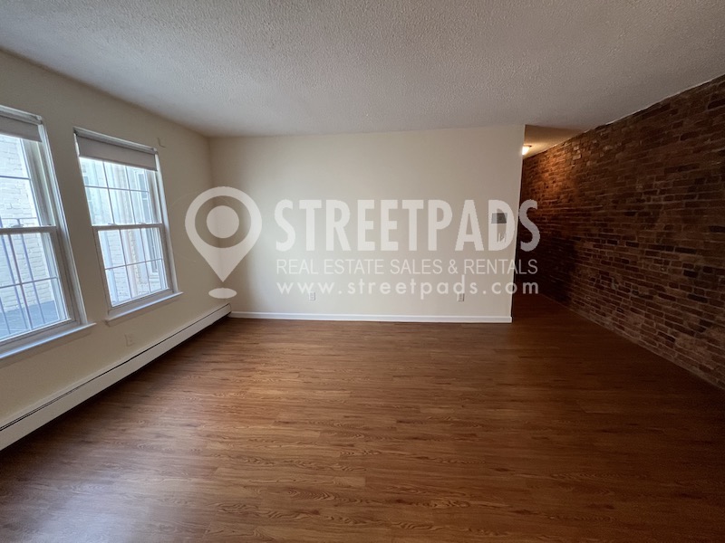 66 South St, Jamaica Plain