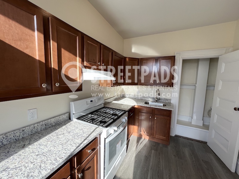 Photos of apartment on Ware St.,Cambridge MA 02138