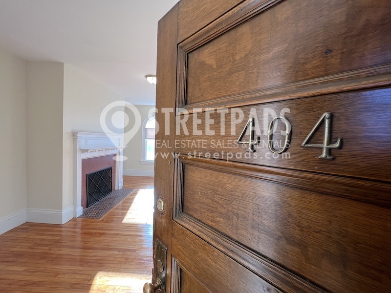 Photos of apartment on Ware St.,Cambridge MA 02138