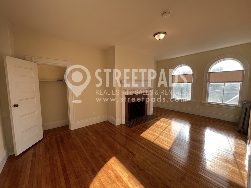 Photos of apartment on Ware St.,Cambridge MA 02138
