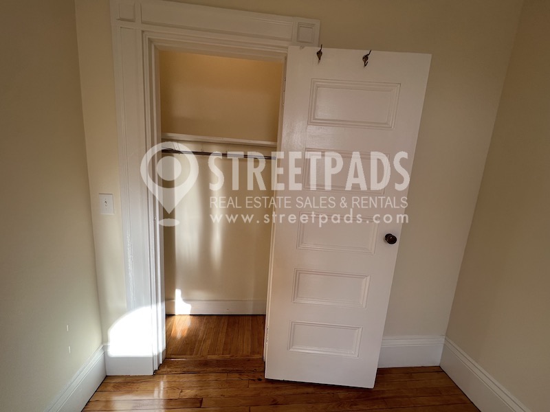Photos of apartment on Ware St.,Cambridge MA 02138