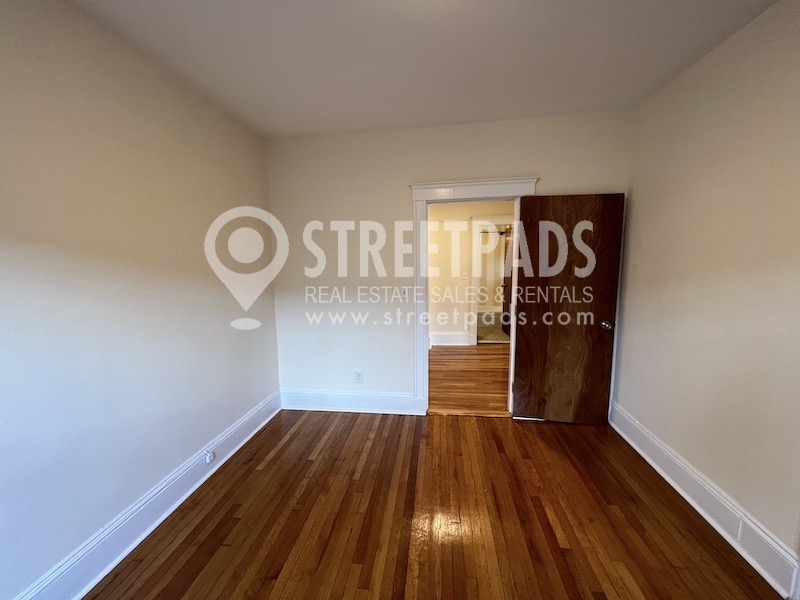 1315 Commonwealth Ave, Allston